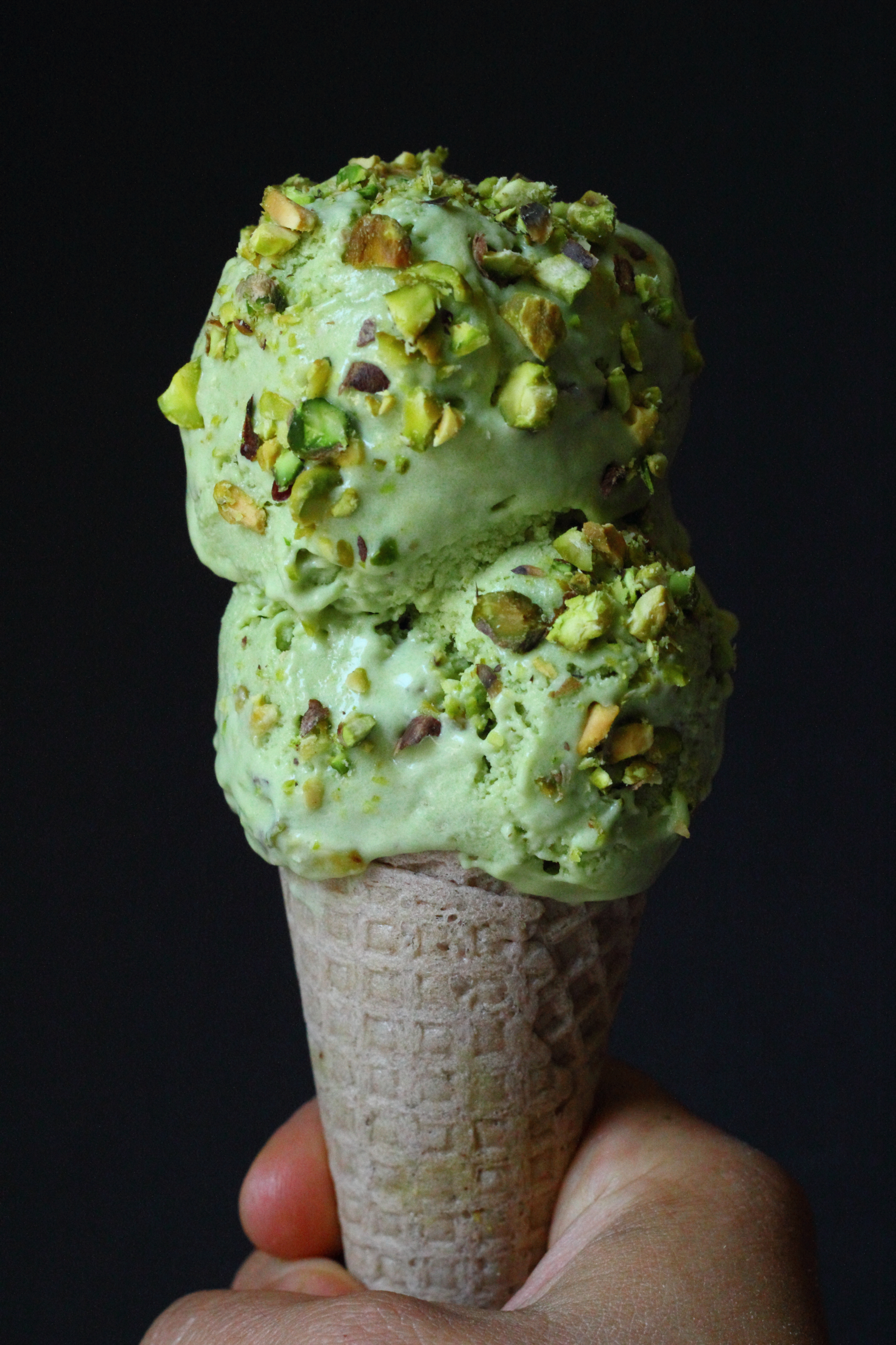PISTACHIO ICE CREAM
