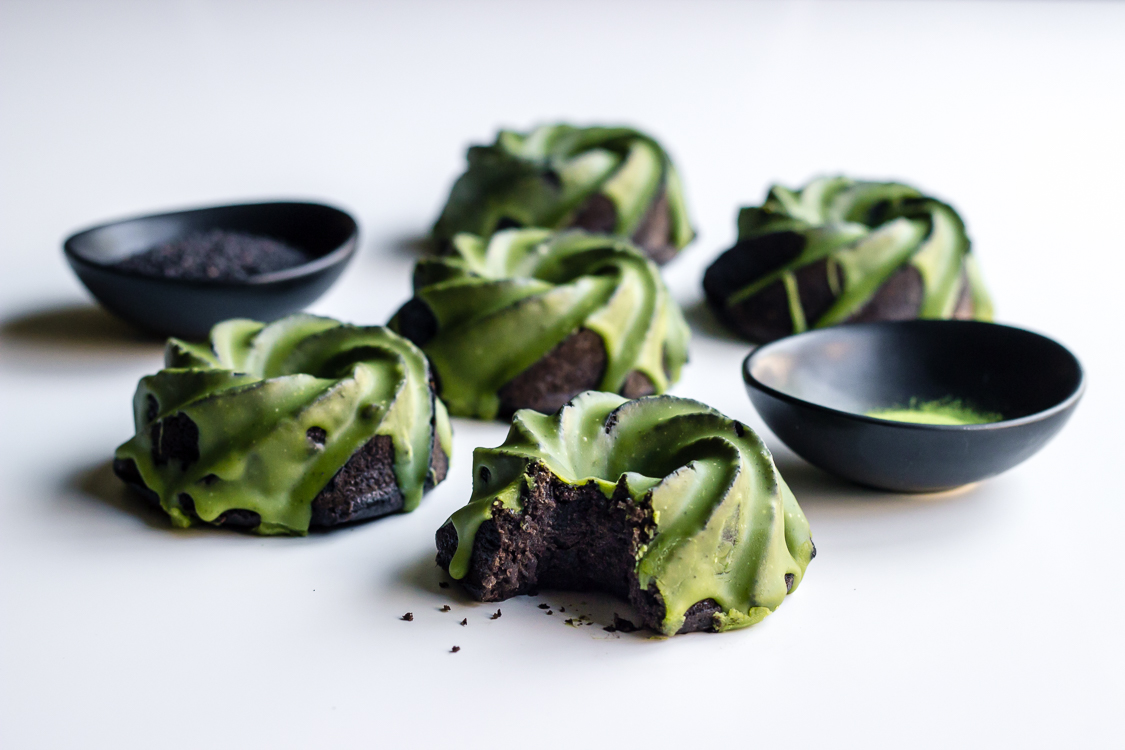matcha glazed black sesame bundt cakes