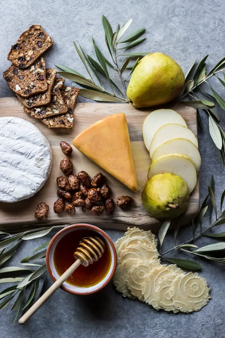 how to build a cheese board