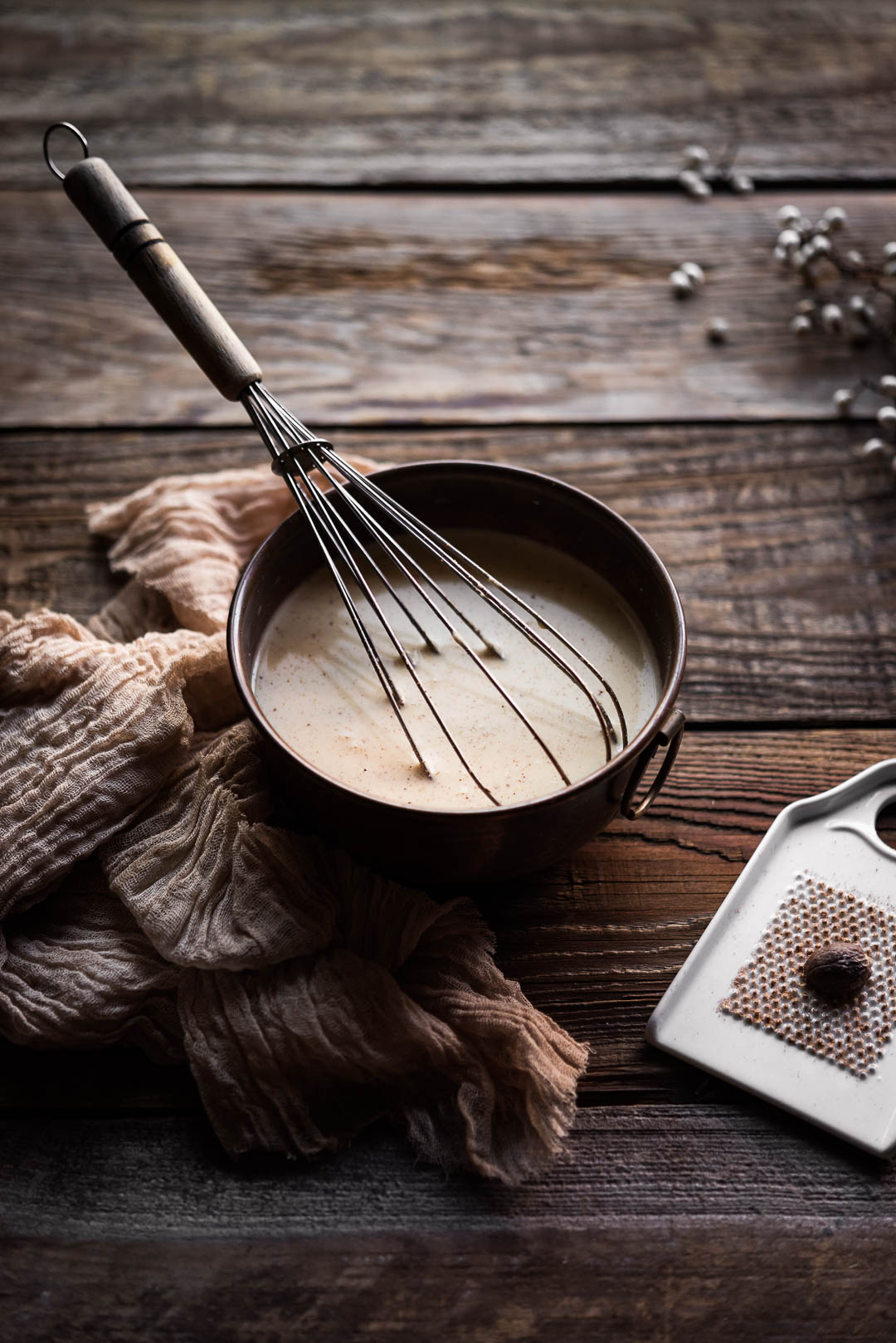 HOLIDAY NOG RUFFLED MILK ROLLS