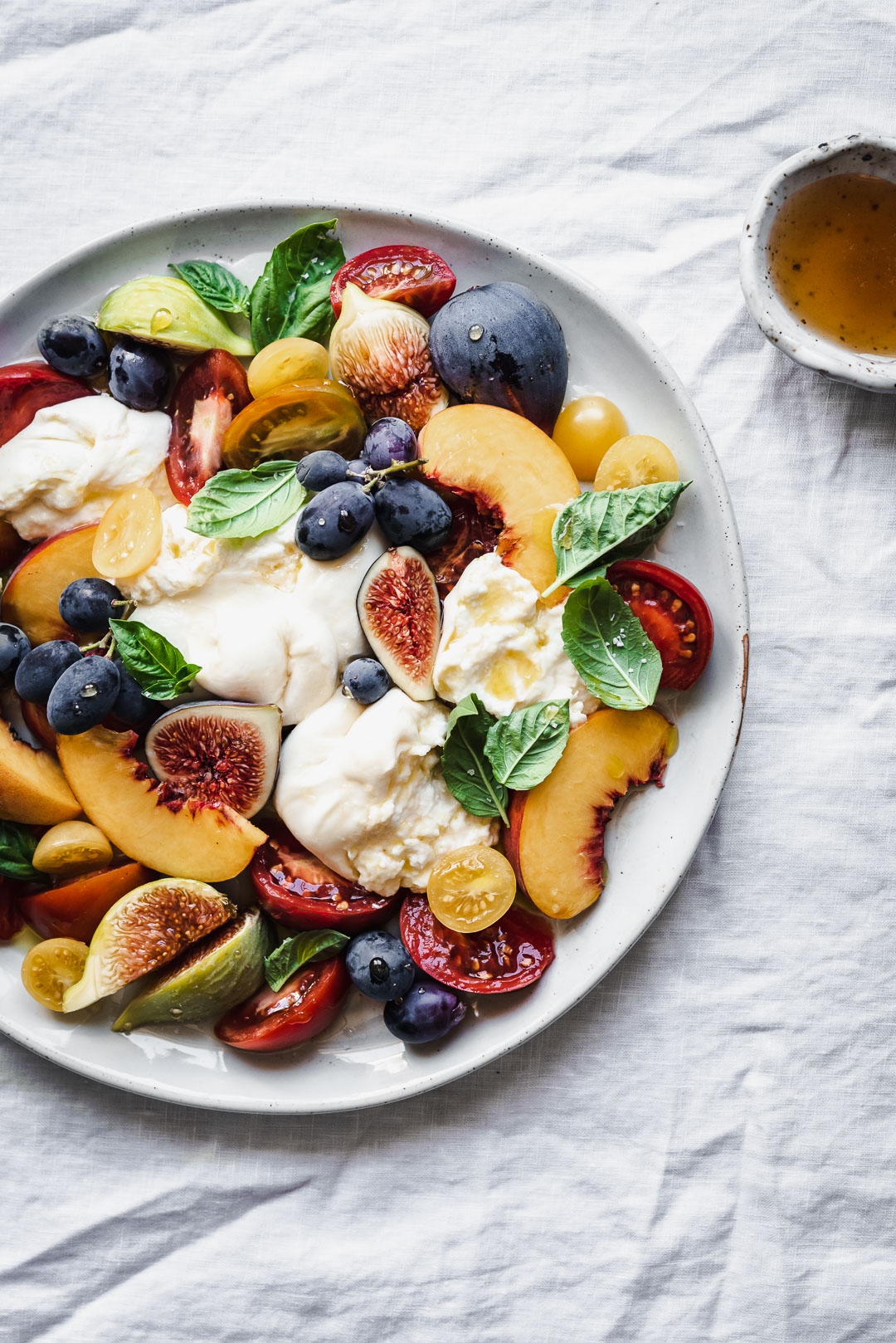 LATE SUMMER HARVEST SALAD | This gorgeous salad is the perfect way to savor the best summer produce before its gone