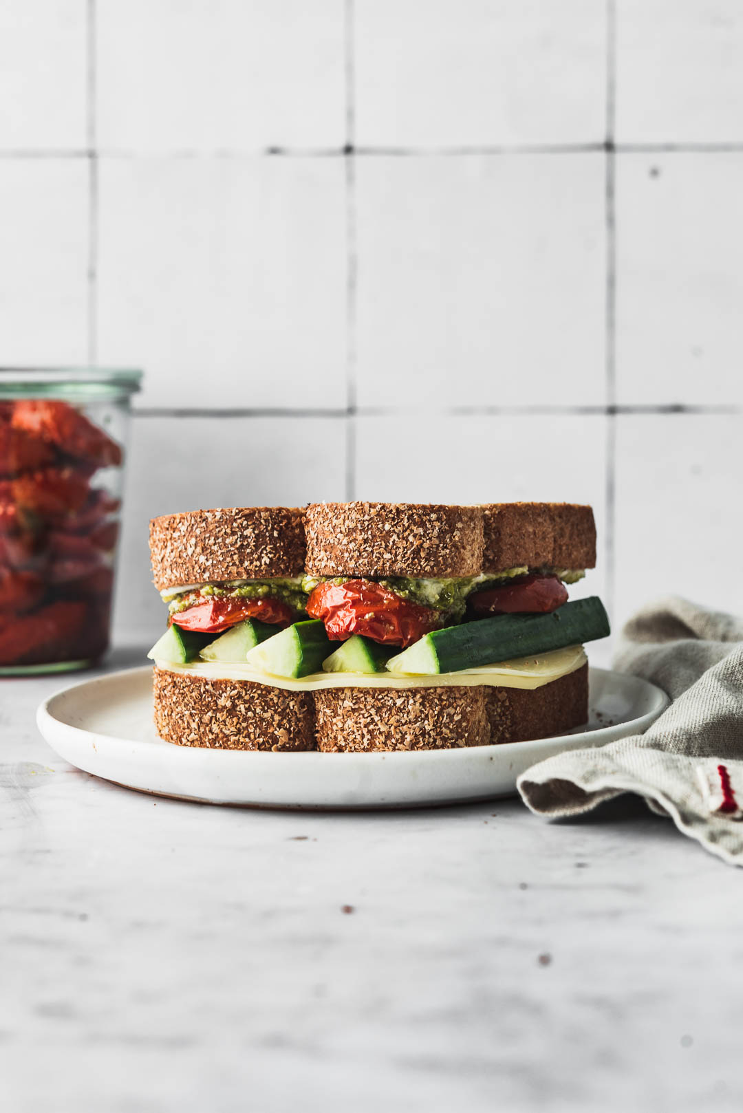 SLOW-ROASTED TOMATO SANDWICH