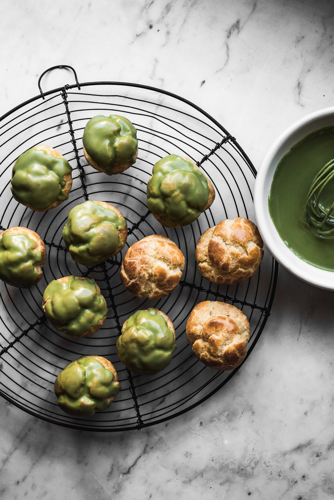 WHITE CHOCOLATE-MATCHA CREAM PUFFS