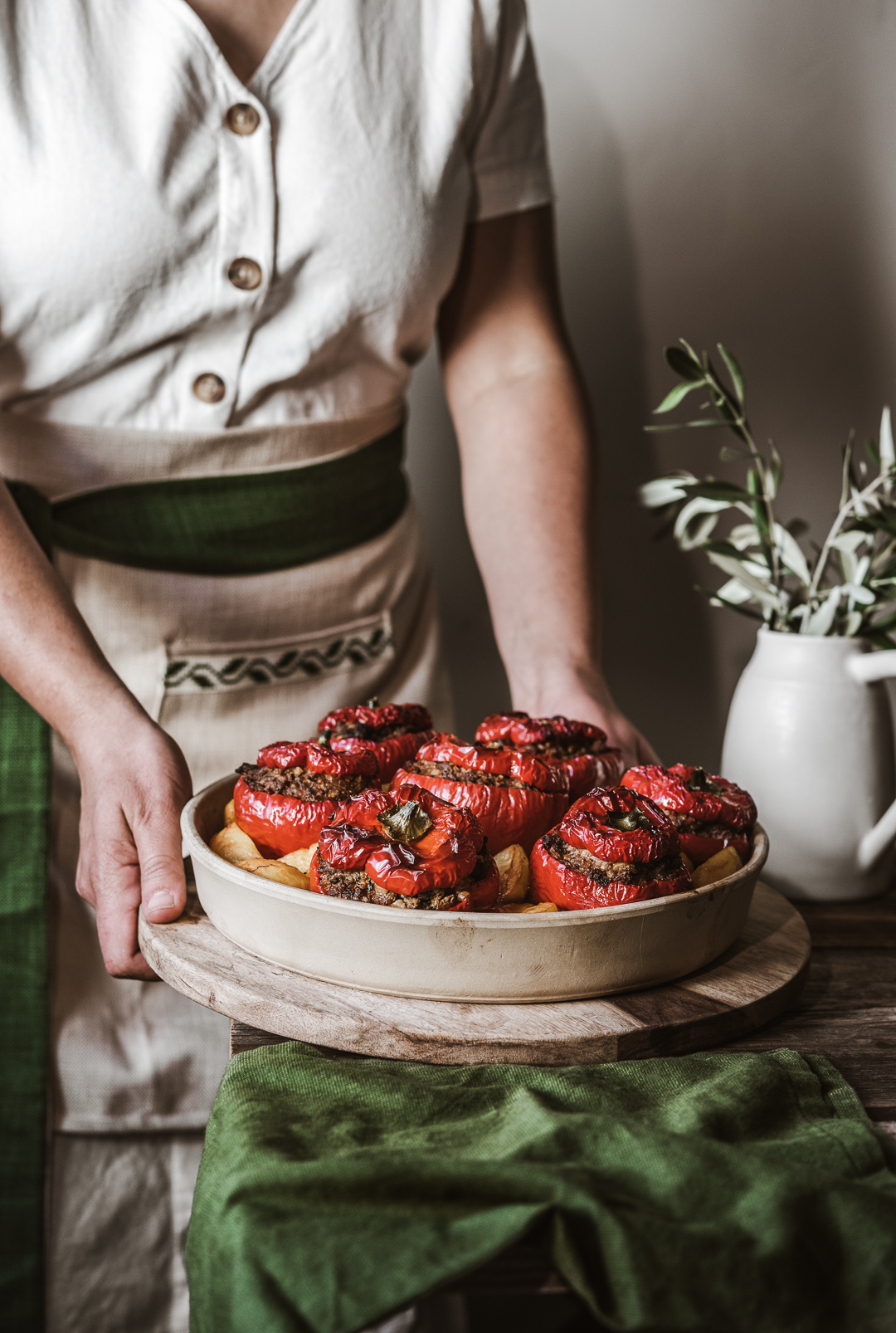 A unique take on tradtional Greek Gemistá, these Cauliflower Rice Stuffed Peppers are an absolutely delicious way to enjoy this classic dish.