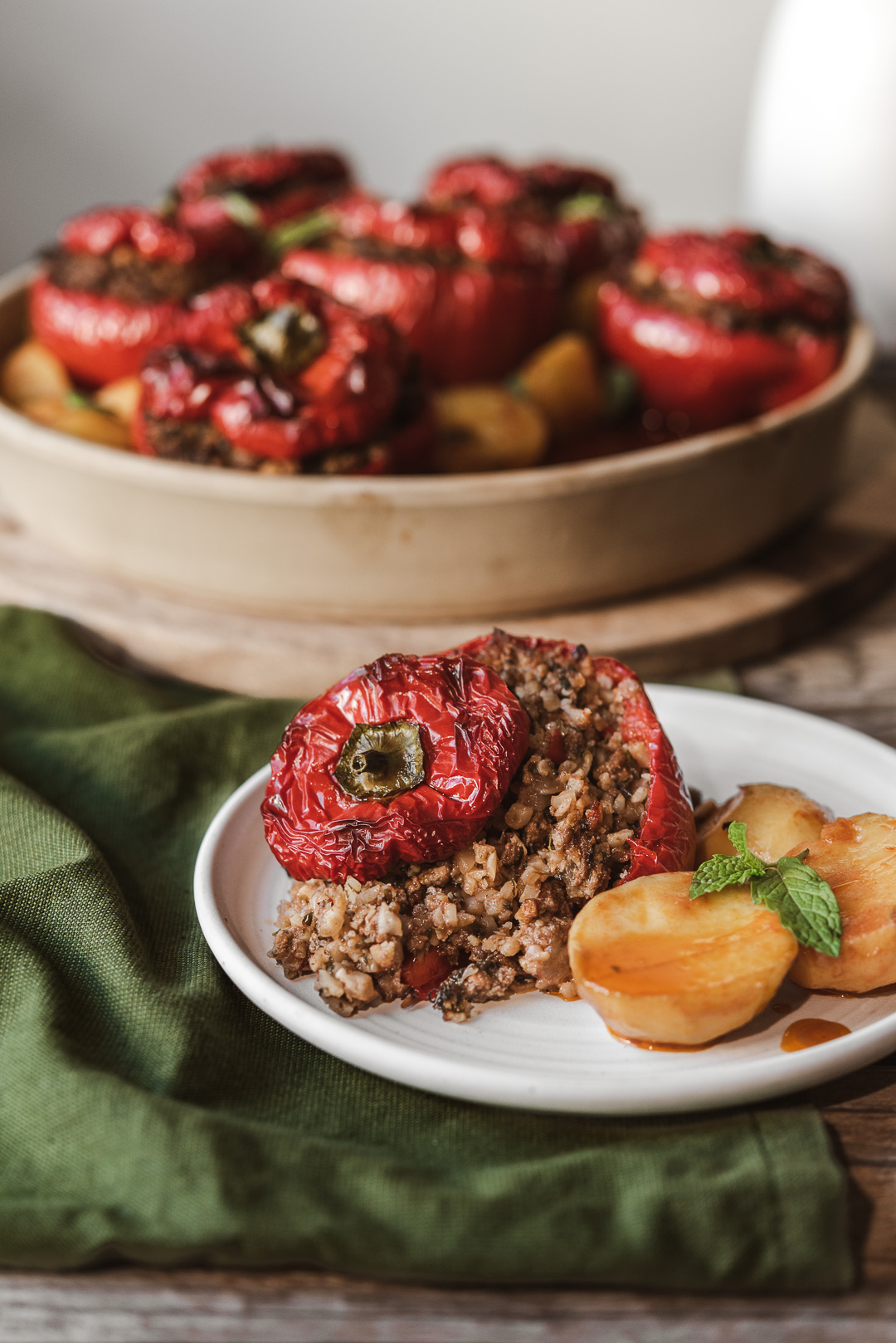 A unique take on tradtional Greek Gemistá, these Cauliflower Rice Stuffed Peppers are an absolutely delicious way to enjoy this classic dish.